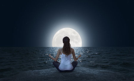 Chandra bhedana, le pranayama de la lune